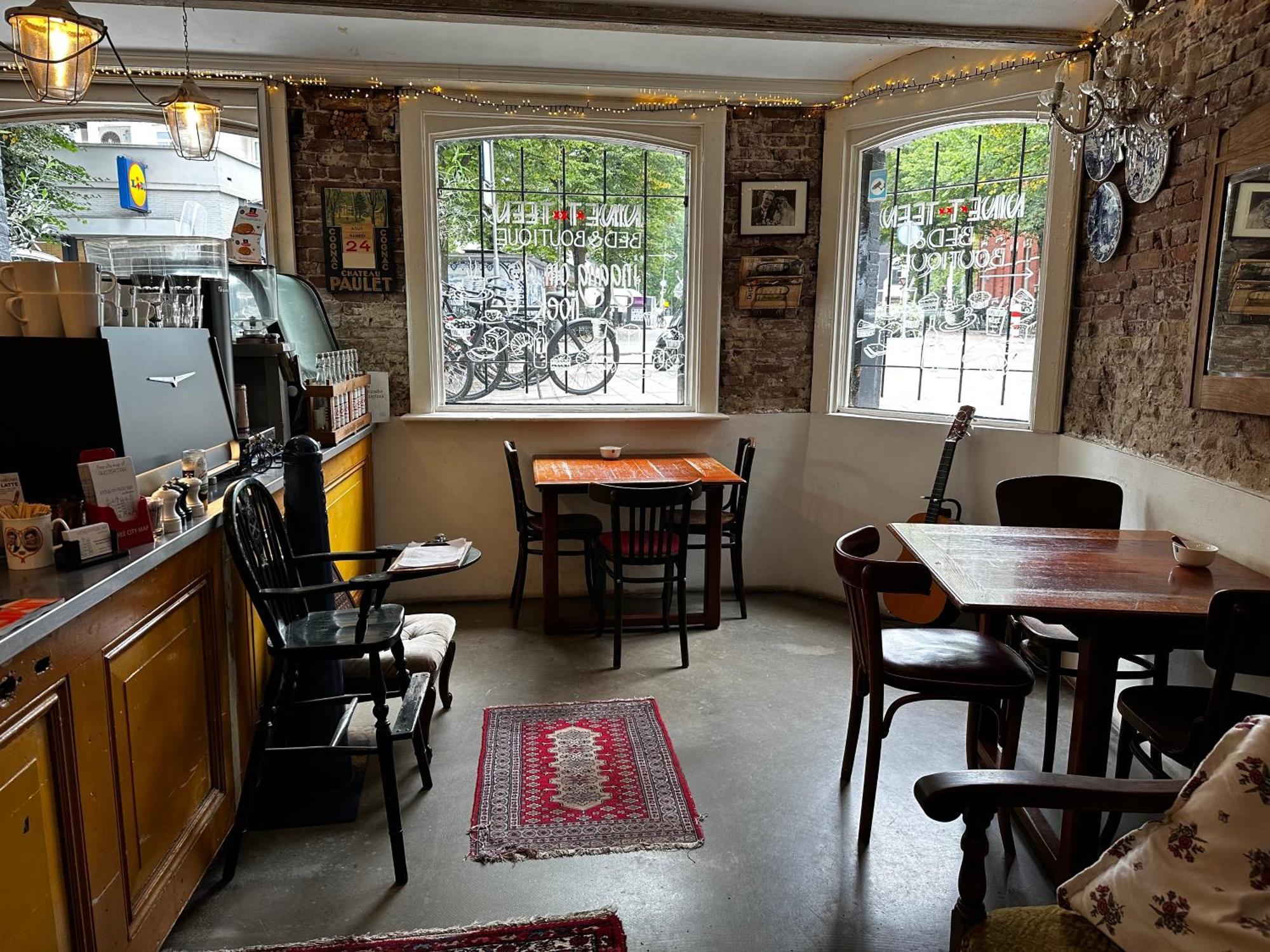 Nine-T-Teen Bed And Boutique Amsterdam Eksteriør billede