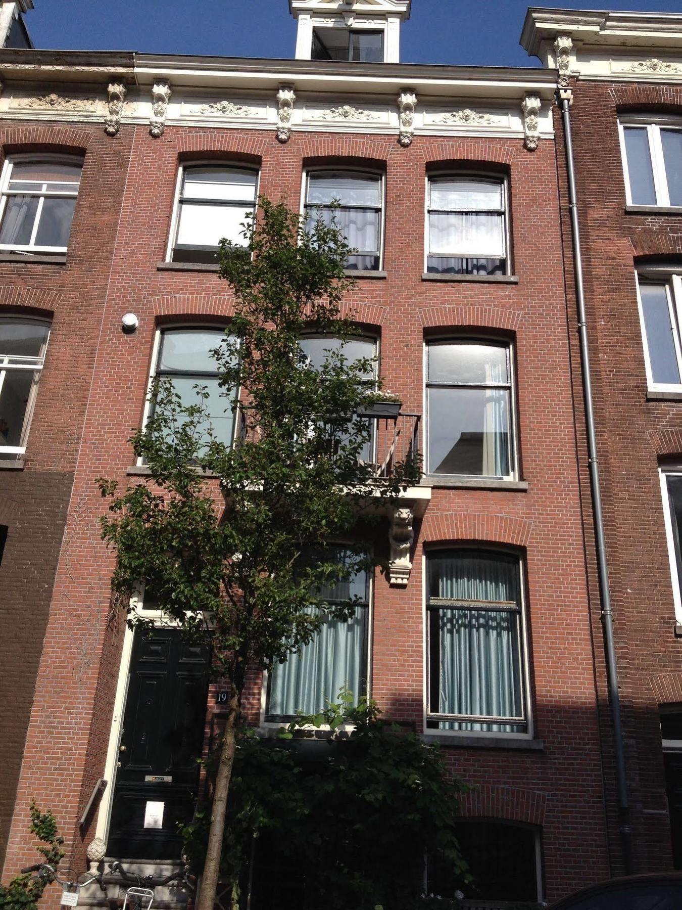 Nine-T-Teen Bed And Boutique Amsterdam Eksteriør billede