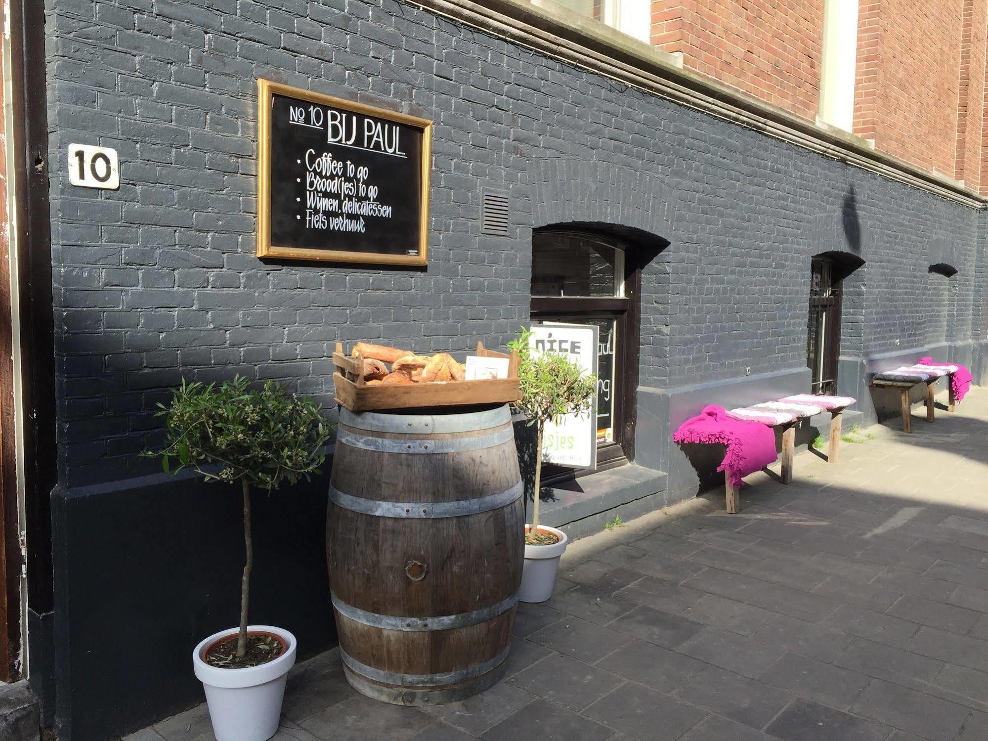Nine-T-Teen Bed And Boutique Amsterdam Eksteriør billede