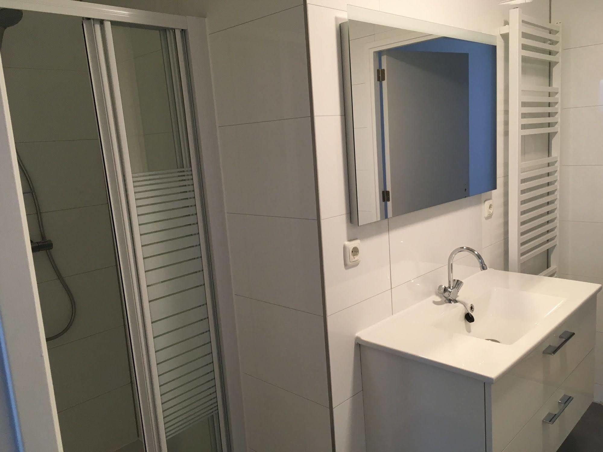 Nine-T-Teen Bed And Boutique Amsterdam Eksteriør billede